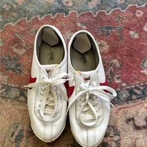 Nike White and Red Casual Sneakers